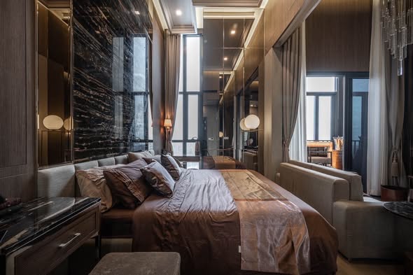 bedroom of Ashton Asoke