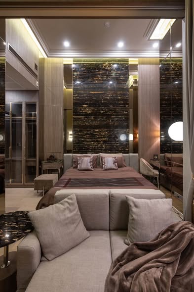 living room and bedroom of Ashton Asoke