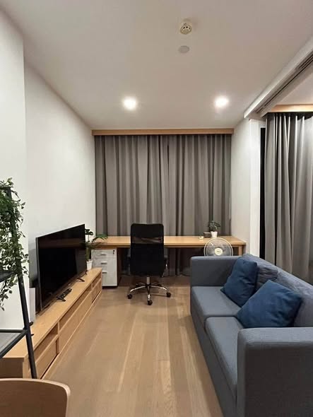 living room and room interior of Ashton Chula-Silom