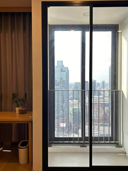 room interior of Ashton Chula-Silom