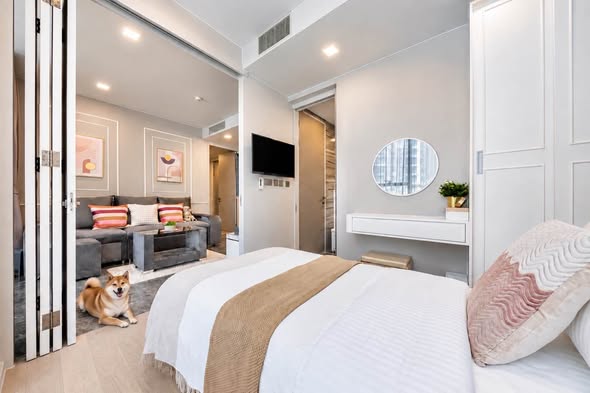 bedroom of Ashton Residence 41