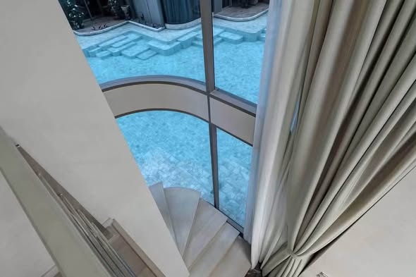 Ashton Residence 41