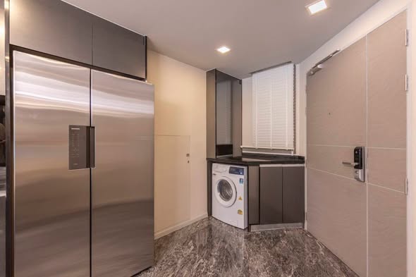 room interior and bathroom of Ashton Residence 41