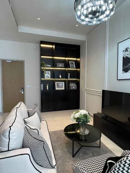 bedroom and living room of Ashton Silom
