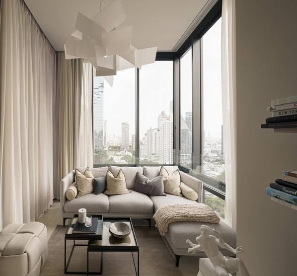 bedroom and living room of Ashton Silom