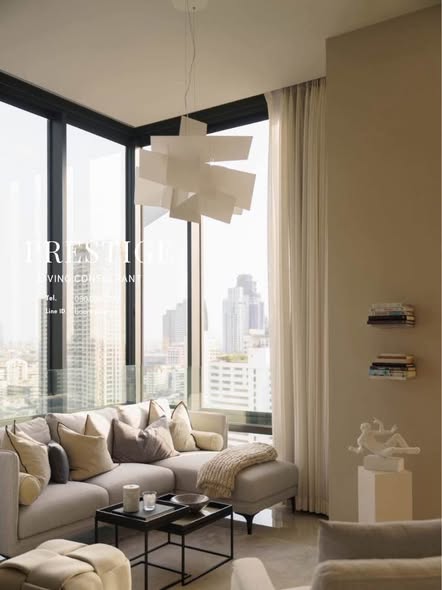 living room of Ashton Silom