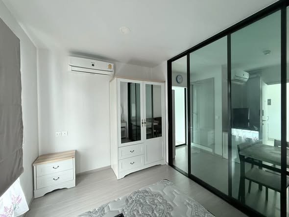 bedroom and room interior of Aspire Asoke-Ratchada