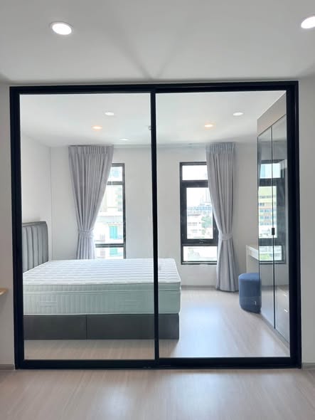 bedroom and room interior of Aspire Asoke-Ratchada