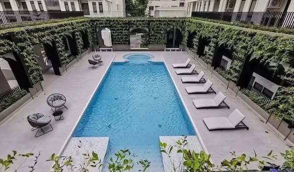 pool of Aspire Asoke-Ratchada