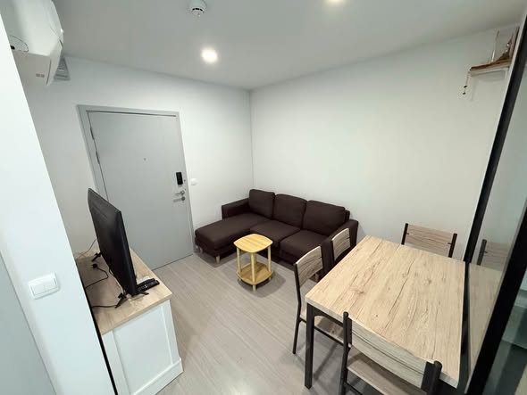 room interior of Aspire Asoke-Ratchada