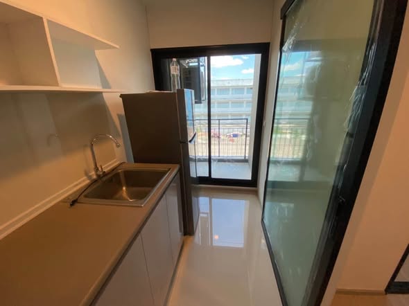 room interior of Aspire Asoke Ratchada