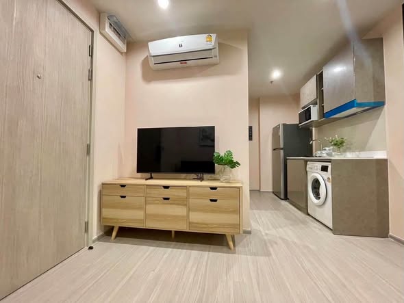 bedroom and living room and room interior of แอสปาย เอราวัณ ไพร์ม Aspire Erawan Prime