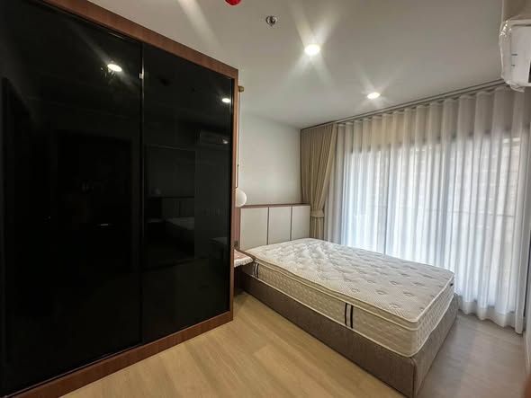 bedroom and room interior of Aspire Onnut Station