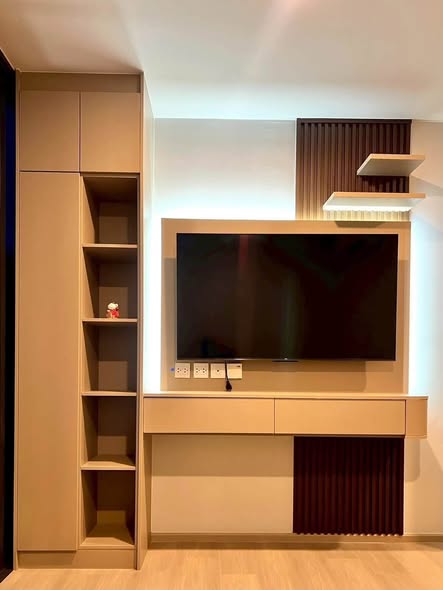 room interior of Aspire Onnut Station