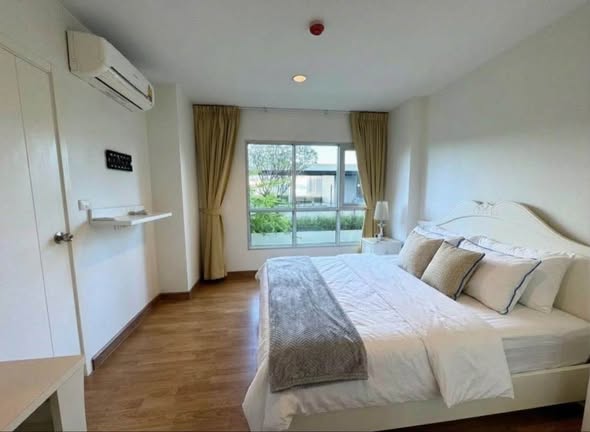 bedroom of Aspire Rama 4