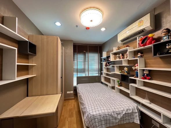 bedroom of Aspire Rama 4