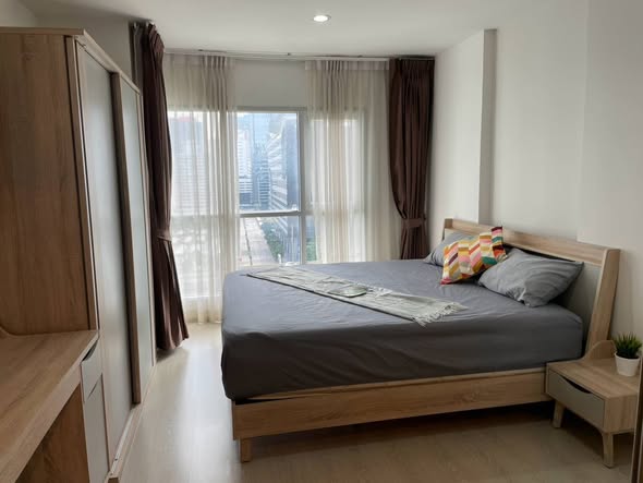 bedroom of Aspire Rama 9