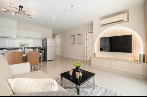 bedroom and living room of Aspire Rama 9
