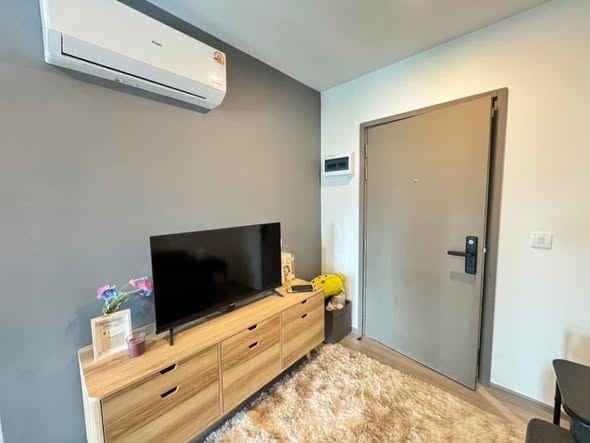 bedroom and room interior of Aspire Ratchayothin