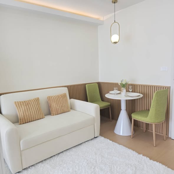 living room of Aspire Sathon-Taksin (Brick Zone)