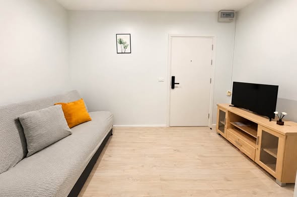 living room of Aspire Sathorn – Tha Phra