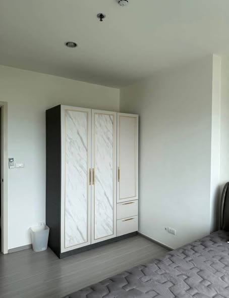 bedroom and room interior of Aspire Sathorn-Ratchaphruek