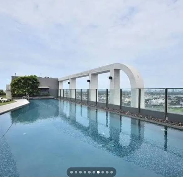 pool of Aspire Sukhumvit 48