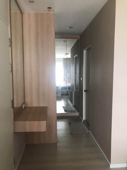 room interior and bathroom of Aspire Sukhumvit 48