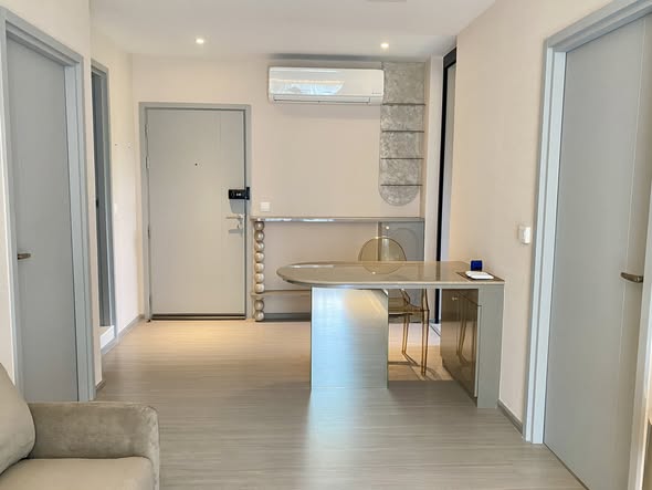 bedroom and room interior of Aspire Sukhumvit-On Nut