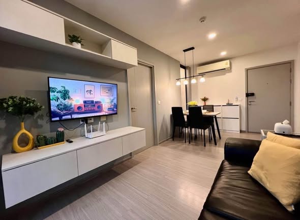 living room of Aspire Sukhumvit-On Nut