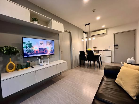 living room of Aspire Sukhumvit-On Nut