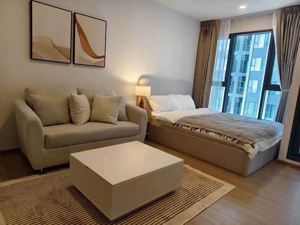 bedroom and living room of Aspire Sukhumvit-Rama 4