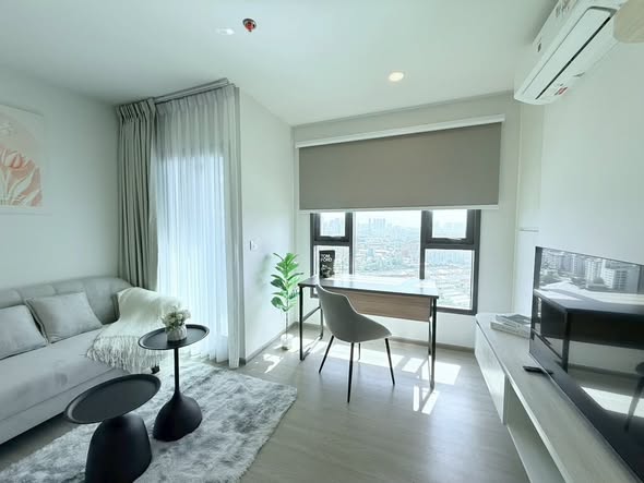 living room of Aspire Sukhumvit-Rama 4