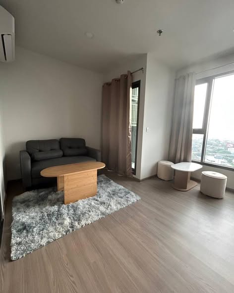 living room and bedroom of Aspire Sukhumvit-Rama 4
