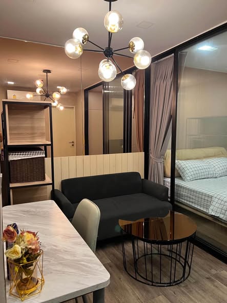 bedroom of Atmoz รัชดา-ห้วยขวาง คอนโด