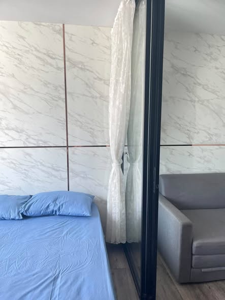 bedroom and room interior of Atmoz รัชดา-ห้วยขวาง คอนโด