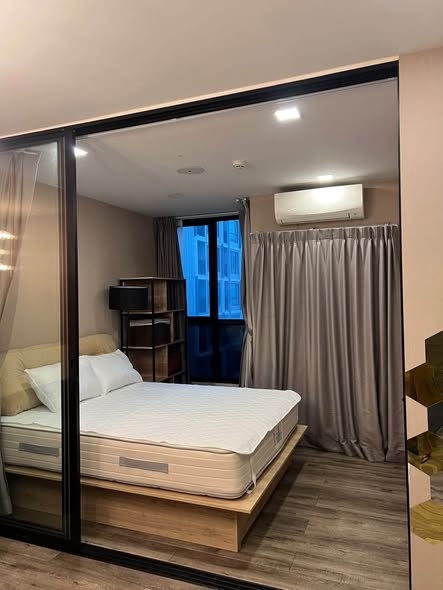 bedroom and room interior of Atmoz รัชดา-ห้วยขวาง คอนโด