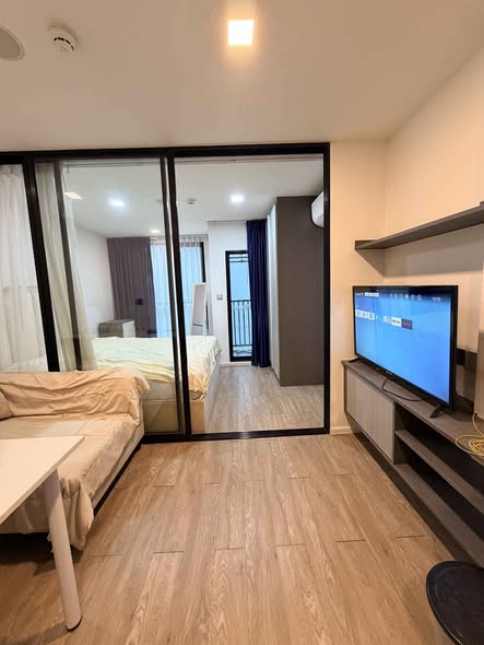 bedroom and room interior of ATMOZ Ladprao 15
