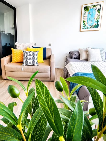 living room of Atmoz Portrait Srisaman