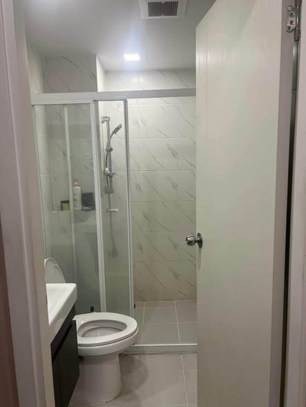 room interior of Atmoz รัชดา-ห้วยขวาง คอนโด