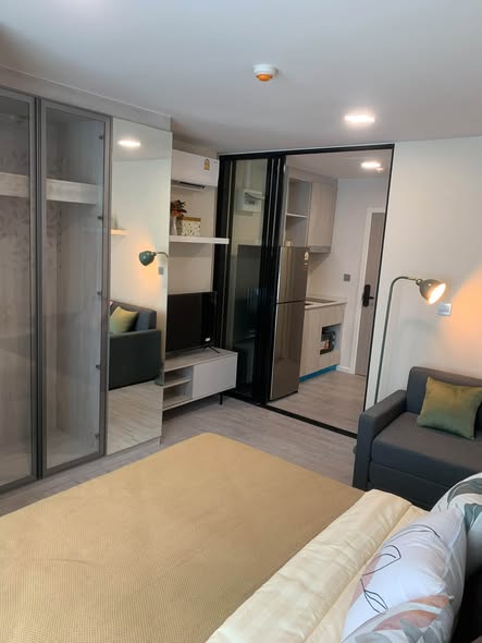 bedroom and room interior of Atmoz Tropicana Bangna