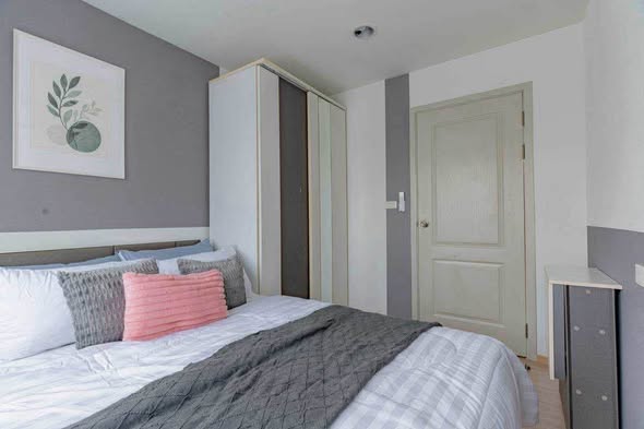 bedroom of B-Loft Sukhumvit 115