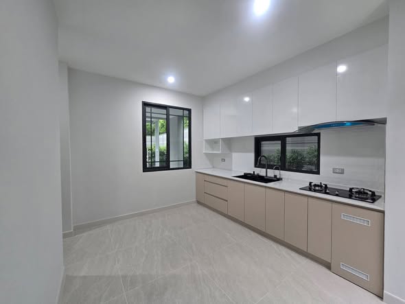 kitchen of Baan Klang Muang Classe Sukhumvit 77
