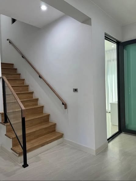 room interior of Baan Klang Muang Classe Sukhumvit 77