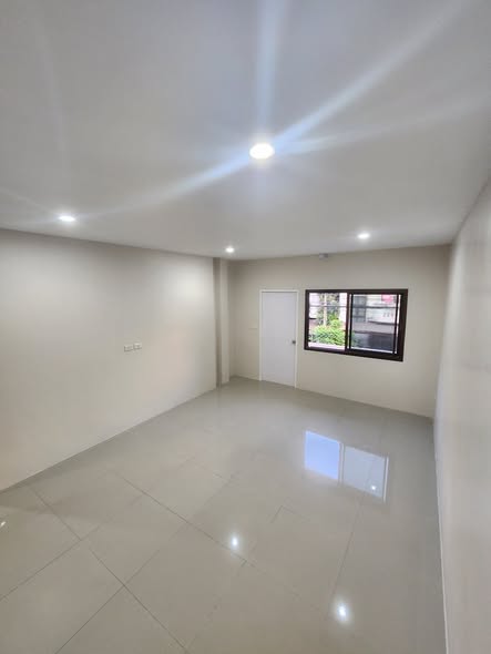 Baan Klang Muang Urbanion Rama 9-Ladprao