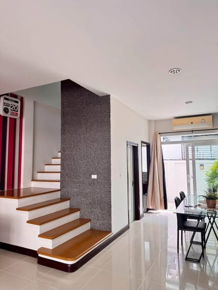 Baan Klang Muang Urbanion Rama 9-Ladprao
