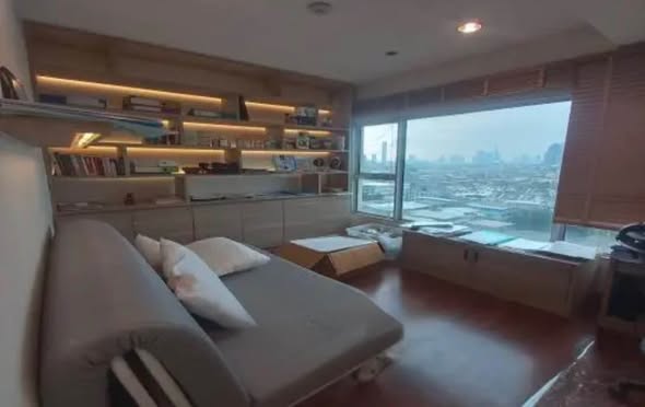 bedroom of Baan Nonzee Condominium