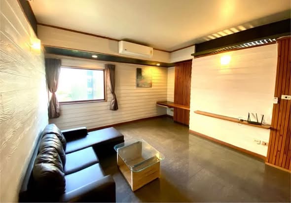 room interior of Baan Onnut Condominium