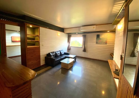 room interior of Baan Onnut Condominium