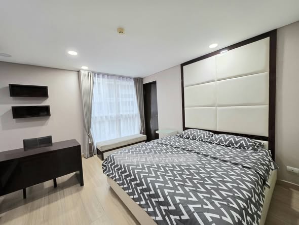 bedroom of Baan Pathumwan Condominium